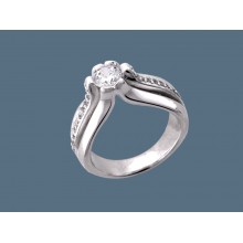 Кольцо из серебра 925 с Фианитом У15К150277